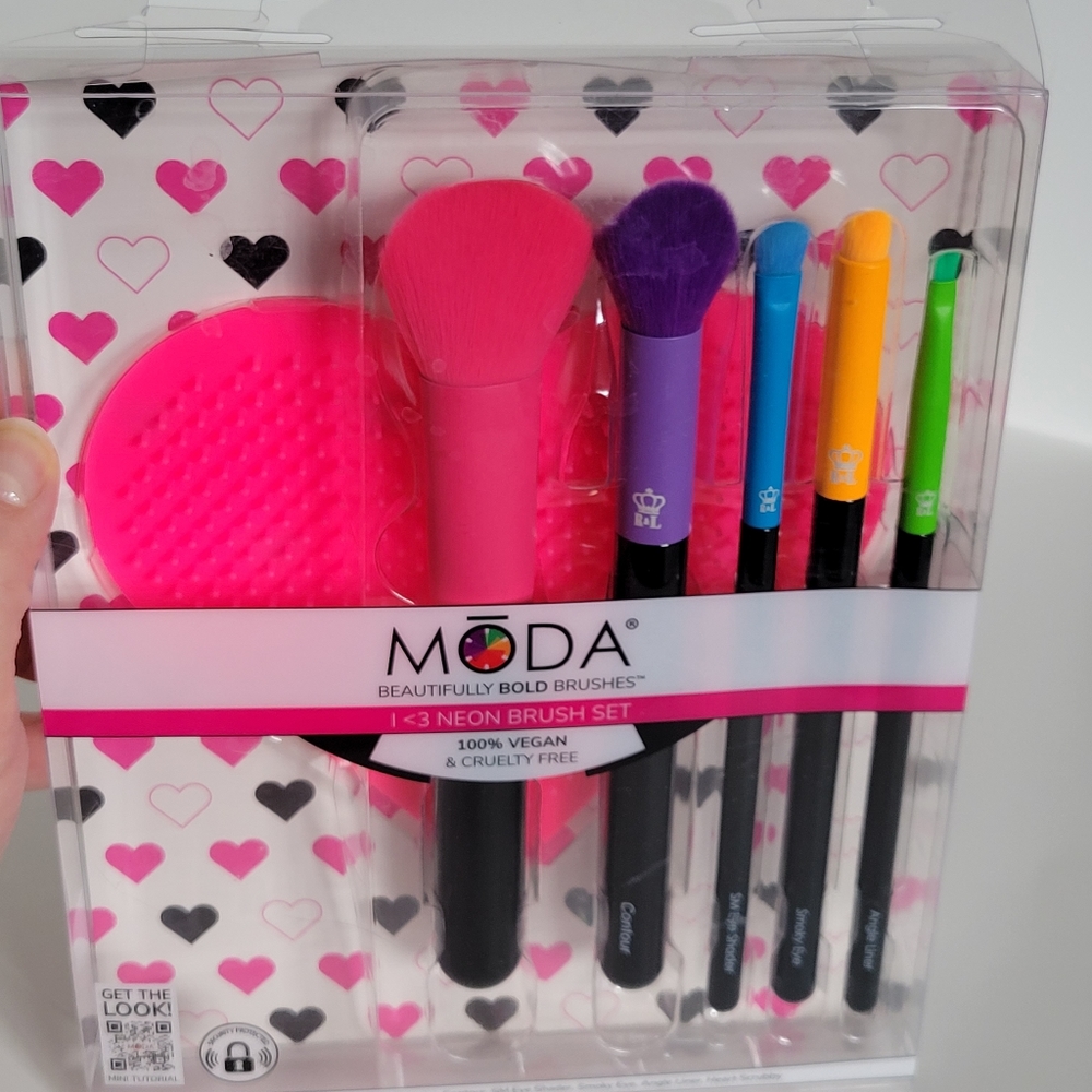 Moda makeup brush set - Picture 3 of 4
